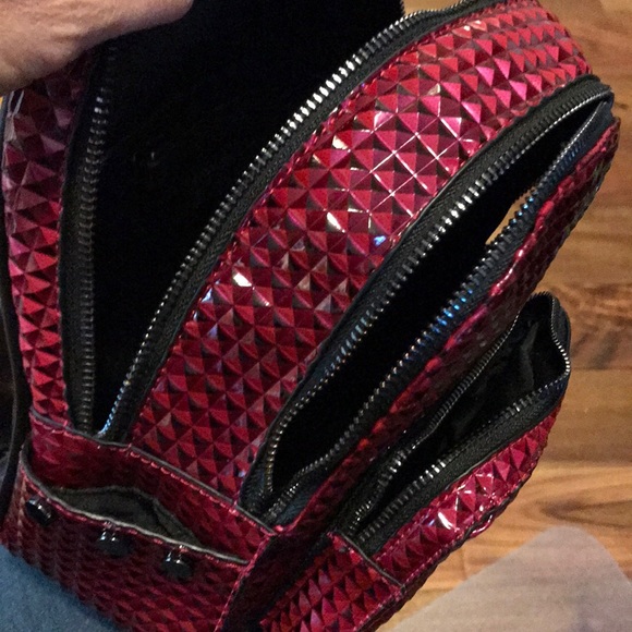 Juicy Couture Aspen Mini Bkpk/Crossbody - Picture 6 of 8